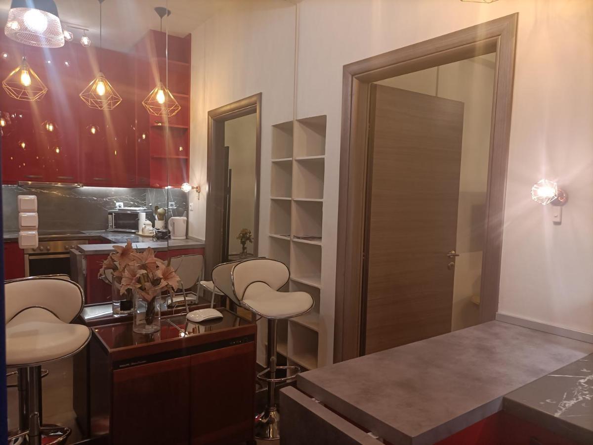 Elegant Apartment เอเธนส์ ภายนอก รูปภาพ