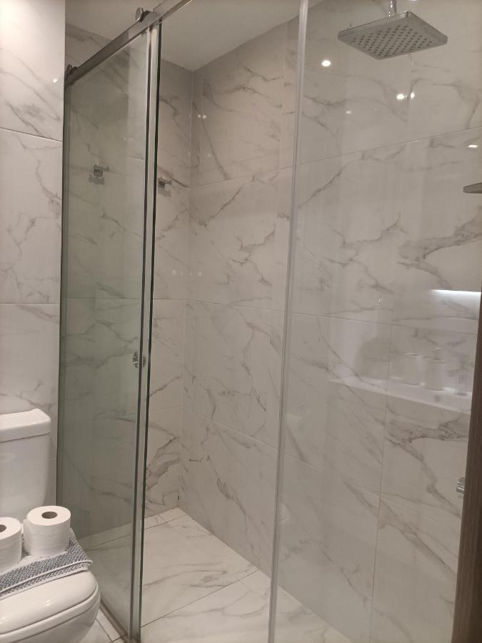 Elegant Apartment เอเธนส์ ภายนอก รูปภาพ